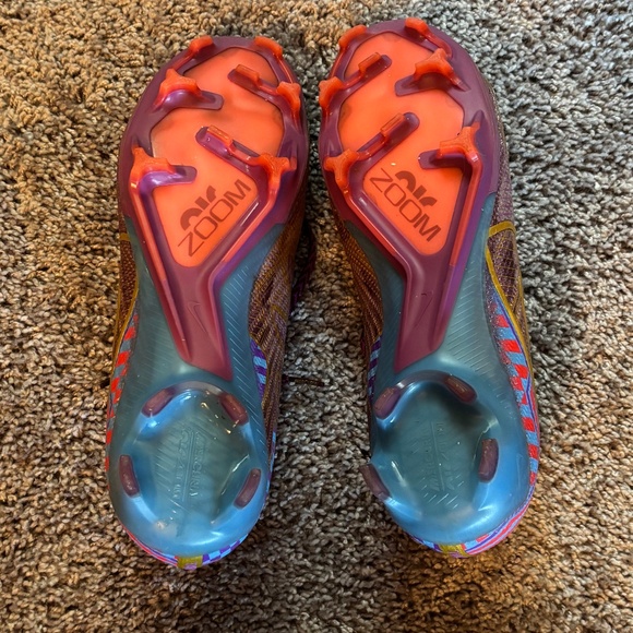 Nike Zoom Superfly 9 Elite KM FG Mbappe Dark Beetroot Mens Size 8 - Picture 4 of 9